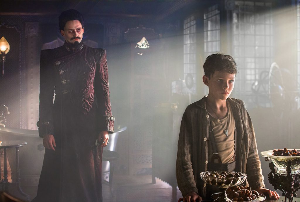 Still of Hugh Jackman and Levi Miller in Pan (2015)