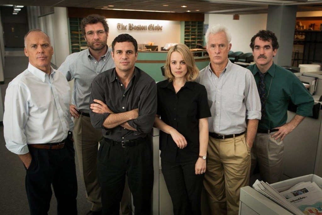 Still of Micahel Keaton, Liev Schreiber, Brian d'Arcy James, Mark Ruffalo, John Slattery, and Rachel McAdams in Spotlight (2015)